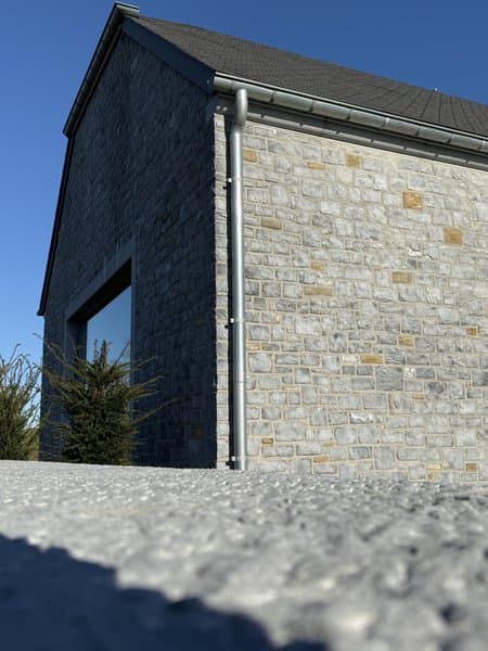 Réalisation granit — mur pierre
